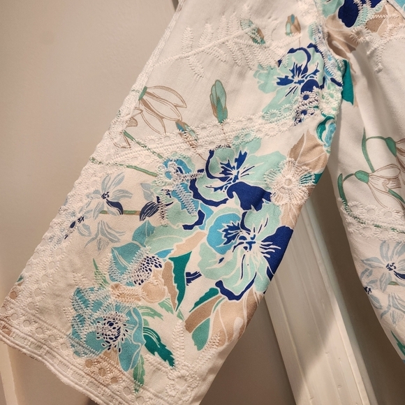 Chicos Open Front Embroidered Floral Bohi Kimono Size Large - Picture 12 of 15